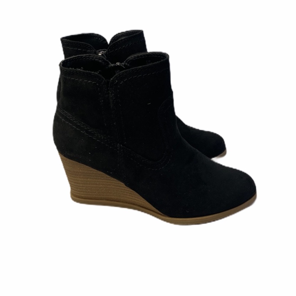 Dolcetta Booties - Picture 2 of 4